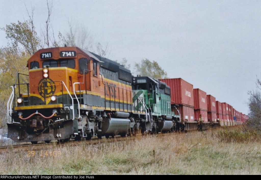 BNSF 7141 West